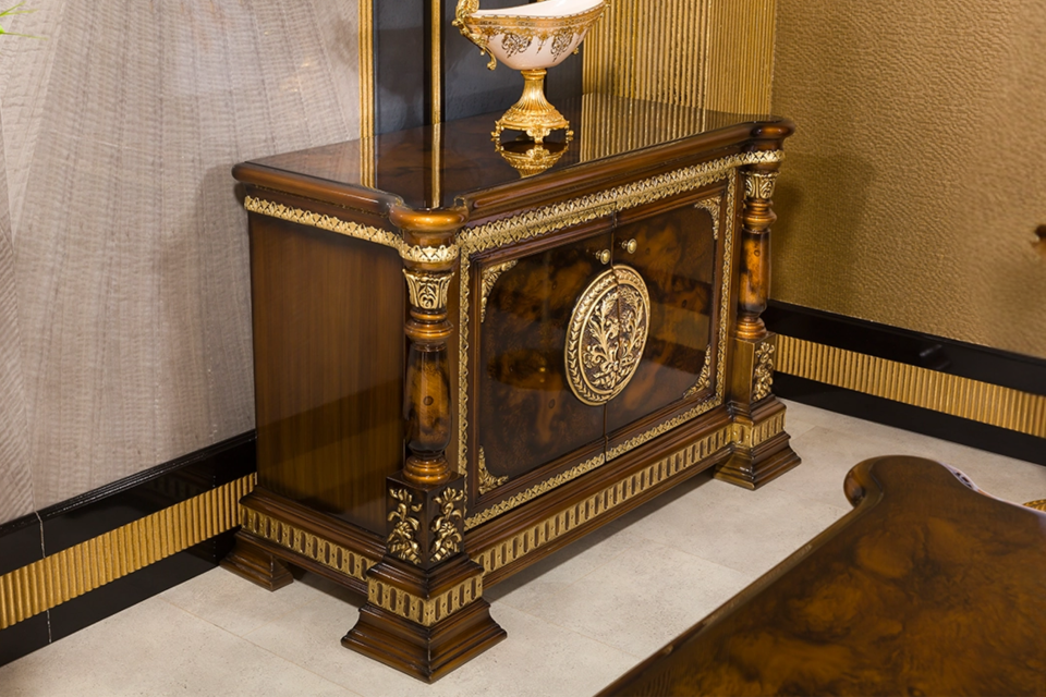 Elegan Etajer